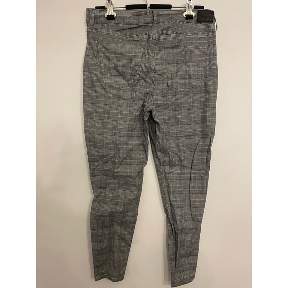 American Eagle High rise jeans. Size 14 regular. - Picture 6 of 6